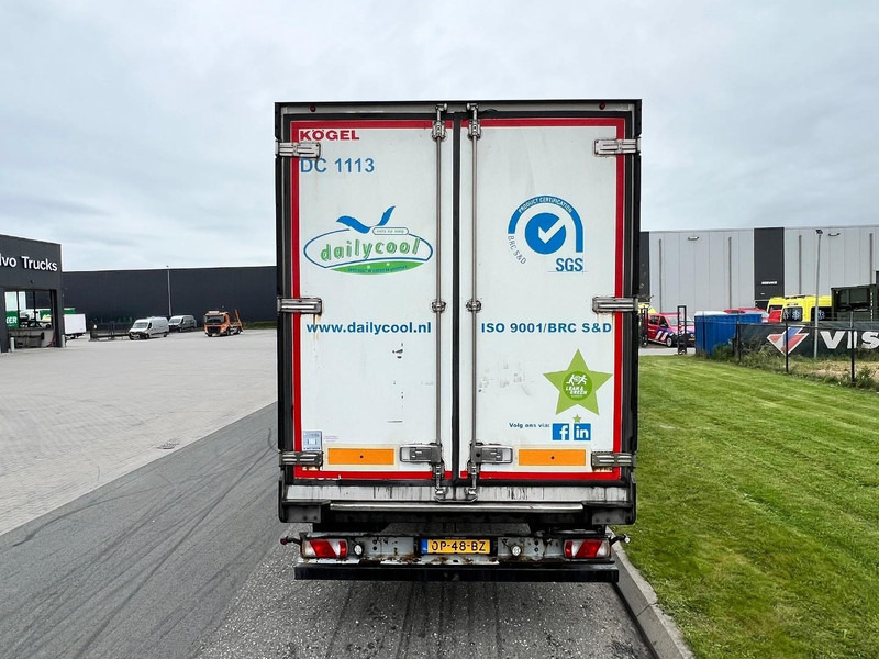 Kögel 3 assige koeloplegger Lift axle / Carrier Vector 1950 - Рефрижератор полуремарке: снимка 4 Kögel 3 assige koeloplegger Lift axle / Carrier Vector 1950 - Рефрижератор полуремарке: снимка 4