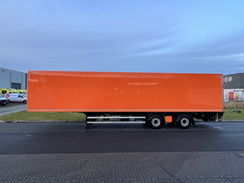 Krone 2- Assige Koeltrailer Carrier / laadklep / stuuras tridec - Рефрижератор полуремарке: снимка 2 Krone 2- Assige Koeltrailer Carrier / laadklep / stuuras tridec - Рефрижератор полуремарке: снимка 2