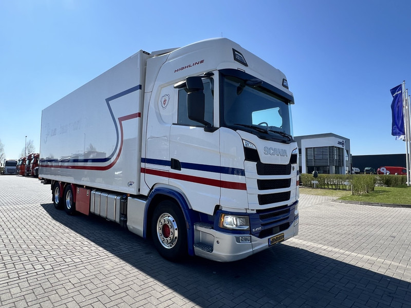 Scania S450 6x2 koelwagen Retarder / Dhollandia / Bloenenmaat - Рефрижератор камион: снимка 3 Scania S450 6x2 koelwagen Retarder / Dhollandia / Bloenenmaat - Рефрижератор камион: снимка 3
