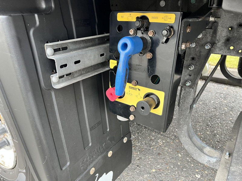 Рефрижератор полуремарке Schmitz Cargobull 3 - assige Koeloplegger Vlees /  Pallet box: снимка 13