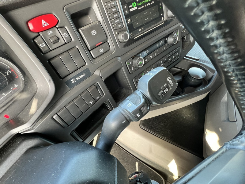 Влекач Scania R450 NGS 4x2 Trekker PTO-Prep.  /  LED: снимка 13