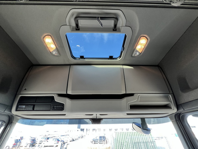 Влекач Scania R540 6x2 NGS 6x2 Trekker Full Spoiler / Retarder, 3.15 /  Leather, LED: снимка 19