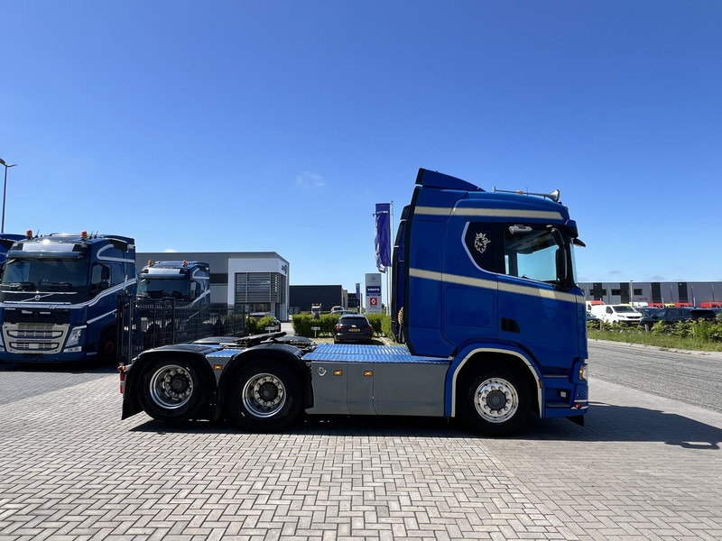 Scania R580 V8 6x2 trekker Retarder / Hydraulic / ADR / Full Air - Влекач: снимка 4 Scania R580 V8 6x2 trekker Retarder / Hydraulic / ADR / Full Air - Влекач: снимка 4