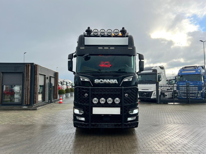 Scania S730 6x4 Trekker Retarder / Special Interior - Влекач: снимка 2 Scania S730 6x4 Trekker Retarder / Special Interior - Влекач: снимка 2