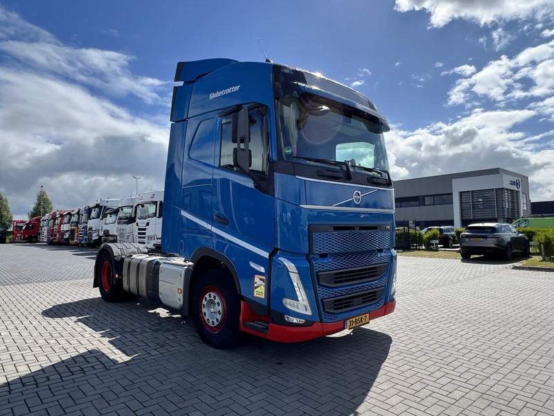 Volvo FH 460 4x2 trekker Globetrotter / 2x Fuel Tank - Влекач: снимка 3 Volvo FH 460 4x2 trekker Globetrotter / 2x Fuel Tank - Влекач: снимка 3