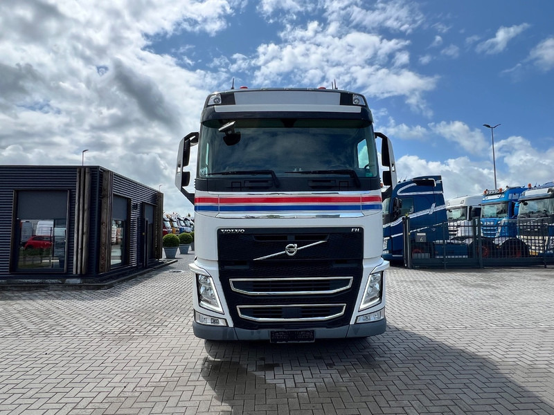 Volvo FH 500 6x2 vla trekker Globetrotter / hydraulic - Влекач: снимка 2 Volvo FH 500 6x2 vla trekker Globetrotter / hydraulic - Влекач: снимка 2