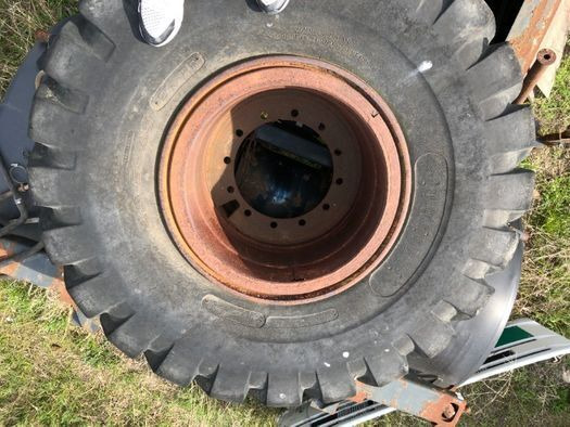 Anvelope Cu 24PR 4 BUC VOLA Incarcator VOLVO KOMATSU JCB - Комплект колела: снимка 5 Anvelope Cu 24PR 4 BUC VOLA Incarcator VOLVO KOMATSU JCB - Комплект колела: снимка 5