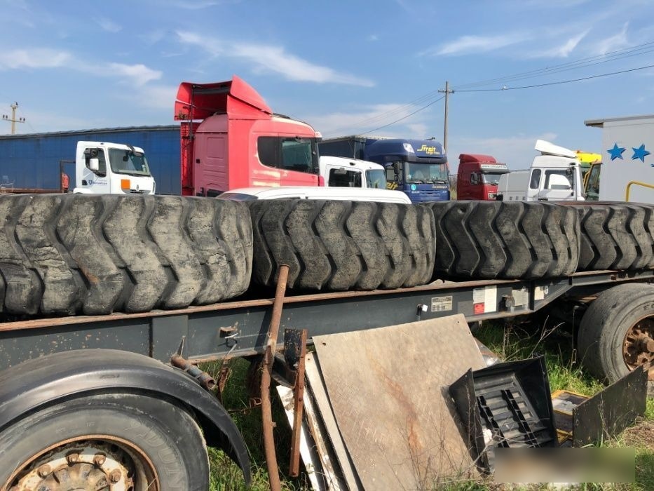 Anvelope Cu 24PR 4 BUC VOLA Incarcator VOLVO KOMATSU JCB - Комплект колела: снимка 2 Anvelope Cu 24PR 4 BUC VOLA Incarcator VOLVO KOMATSU JCB - Комплект колела: снимка 2