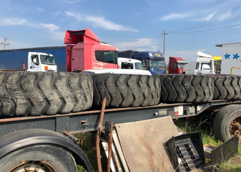 Anvelope Cu 24PR 4 BUC VOLA Incarcator VOLVO KOMATSU JCB - Комплект колела: снимка 4 Anvelope Cu 24PR 4 BUC VOLA Incarcator VOLVO KOMATSU JCB - Комплект колела: снимка 4