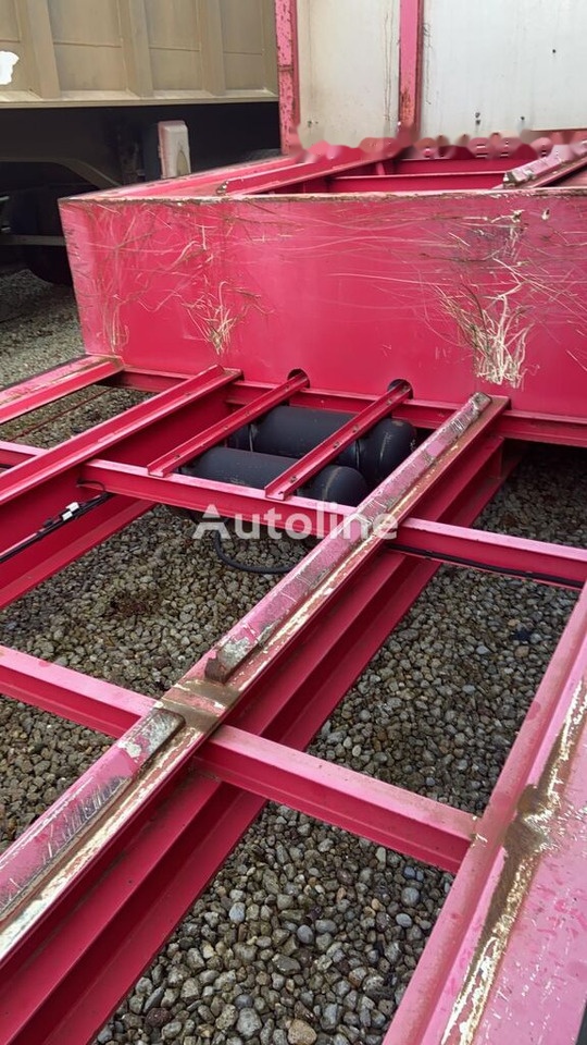 Fliegl Trailer 1 AXE ASCA ---FRANTA - Transport Special - LOWRIDER - Нискорамна площадка полуремарке: снимка 3 Fliegl Trailer 1 AXE ASCA ---FRANTA - Transport Special - LOWRIDER - Нискорамна площадка полуремарке: снимка 3