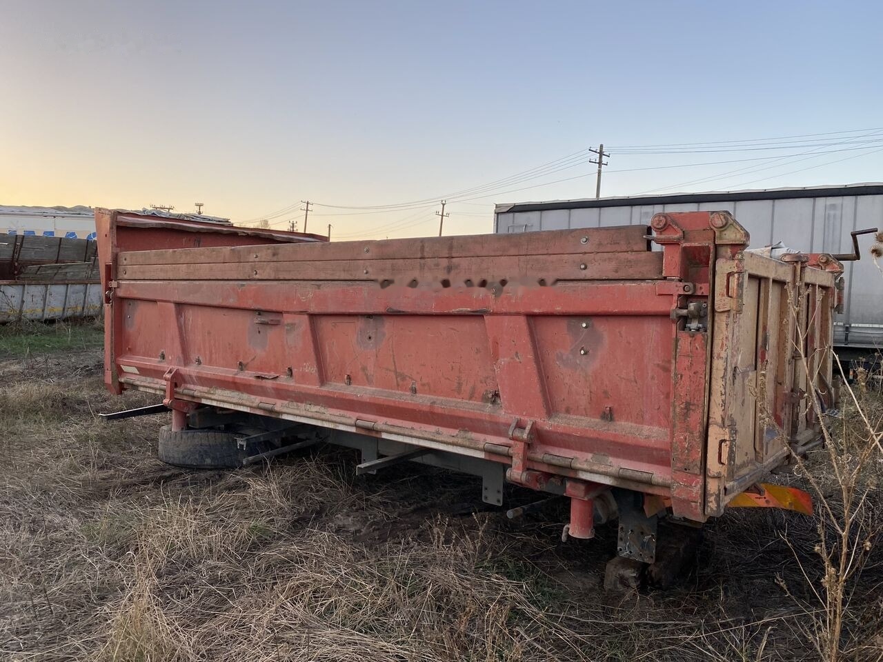 Hyva bena originala Scania 8x4 cu semisasiu si cilindru basculare - Самосвална надстройка: снимка 2 Hyva bena originala Scania 8x4 cu semisasiu si cilindru basculare - Самосвална надстройка: снимка 2