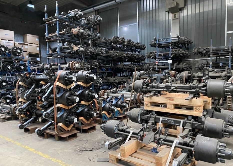 Meiller Kargomil Kempf Langendorf Marrel Schmitz Schwarzmuller - Ос и части за Ремарке: снимка 5 Meiller Kargomil Kempf Langendorf Marrel Schmitz Schwarzmuller - Ос и части за Ремарке: снимка 5