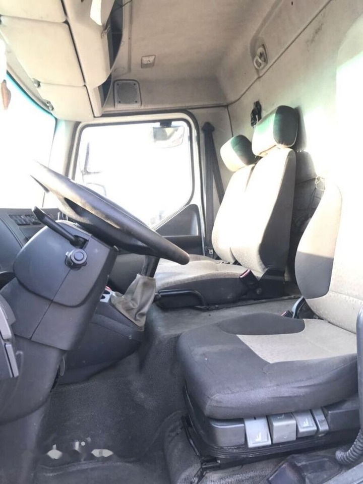 Бордови камион Renault Midlum DXI Adr Transport Butelii: снимка 7