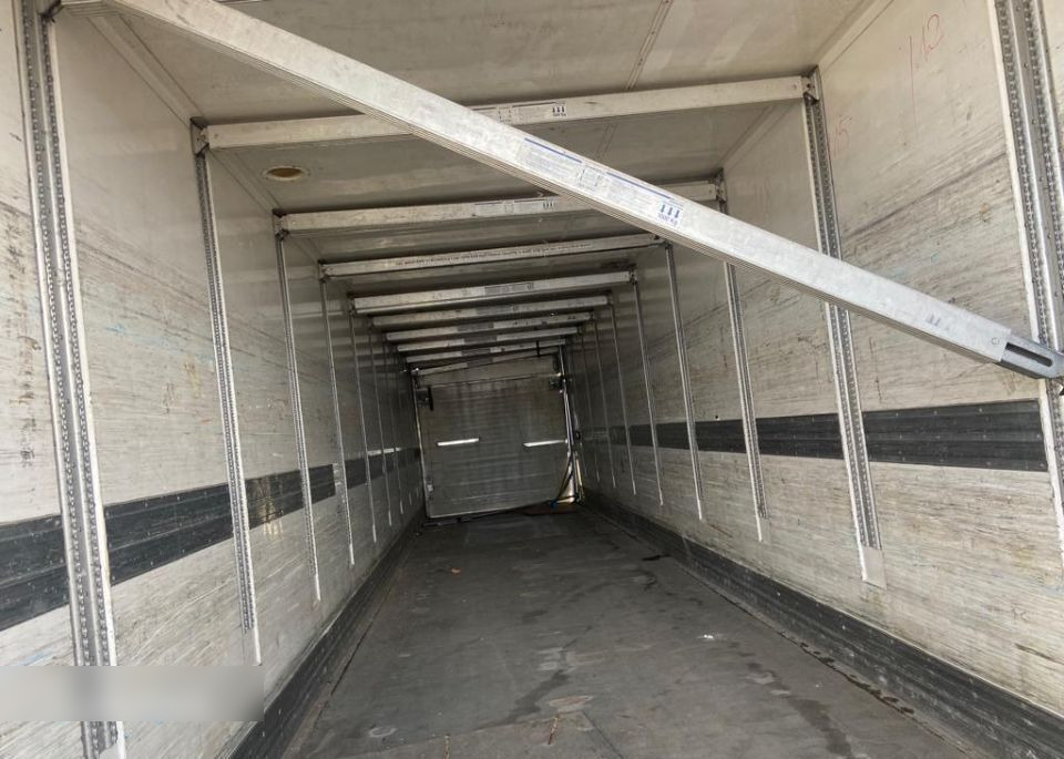 Sistem double deck dube frigorifice : Suporti laterali +bari - Рефрижератор полуремарке: снимка 5 Sistem double deck dube frigorifice : Suporti laterali +bari - Рефрижератор полуремарке: снимка 5