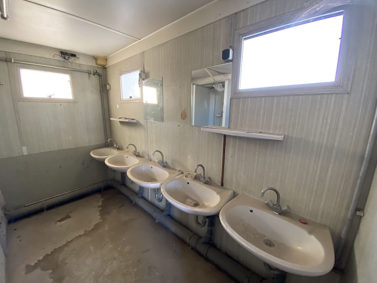 Steelhome Construction CONTAINER WC + DUS - Жилищен контейнер: снимка 1 Steelhome Construction CONTAINER WC + DUS - Жилищен контейнер: снимка 1