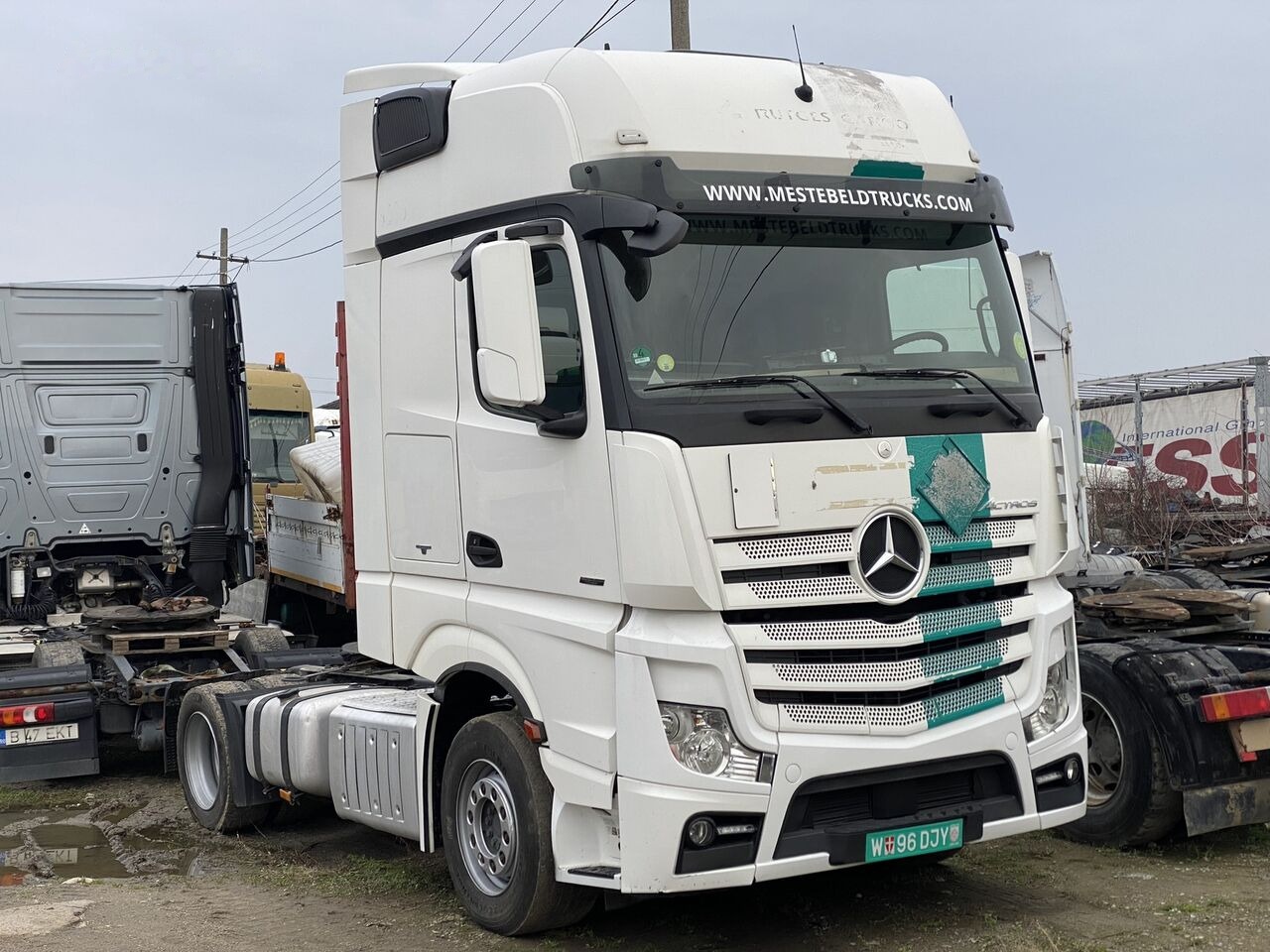Mercedes-Benz Cap tractor MERCEDES-BENZ TOP Actros 1842 MP4 Klima MegaSpace - Влекач: снимка 2 Mercedes-Benz Cap tractor MERCEDES-BENZ TOP Actros 1842 MP4 Klima MegaSpace - Влекач: снимка 2