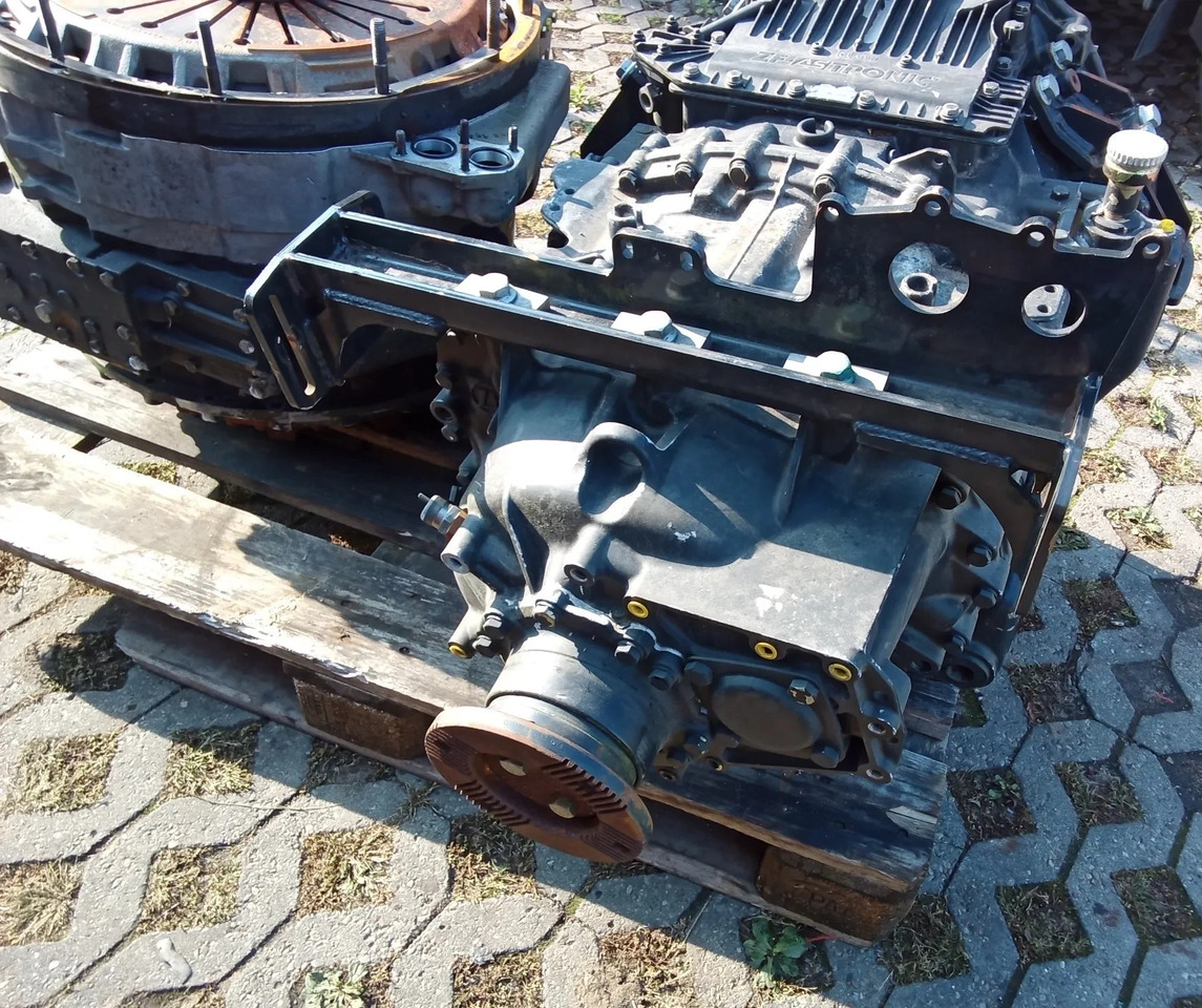 ZF TC-TRONIC 12 TC 2740 TO MAN truck - Скоростна кутия за Камион: снимка 2 ZF TC-TRONIC 12 TC 2740 TO MAN truck - Скоростна кутия за Камион: снимка 2