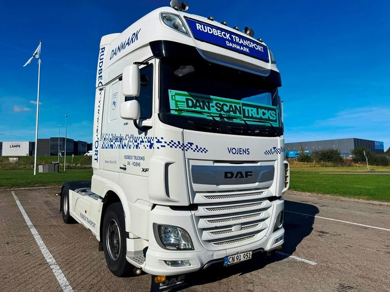 DAF XF 530 god tractor unit - Влекач: снимка 3 DAF XF 530 god tractor unit - Влекач: снимка 3