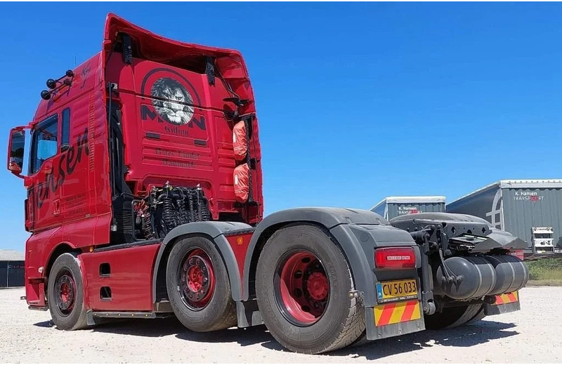 MAN TGX 26.510 2stk . Special interior. pusher 6x2/2. - Влекач: снимка 5 MAN TGX 26.510 2stk . Special interior. pusher 6x2/2. - Влекач: снимка 5