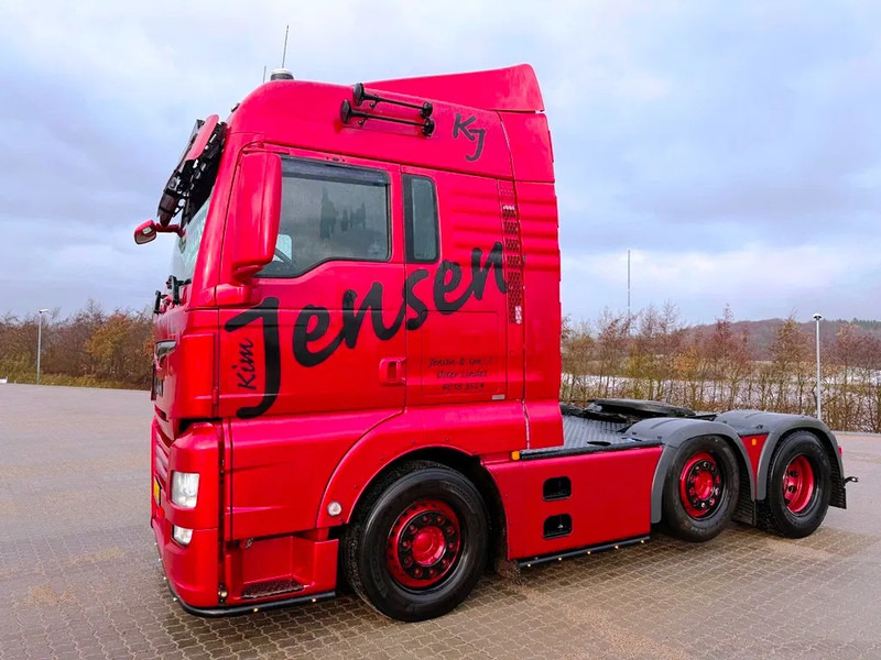 MAN TGX 26.510 Special interior. pusher 6x2/2. - Влекач: снимка 4 MAN TGX 26.510 Special interior. pusher 6x2/2. - Влекач: снимка 4