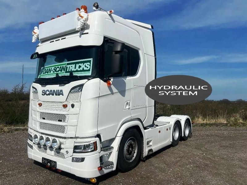 Scania 590S V8 NGS Like new . Air / Air suspension. hydr. system. - Влекач: снимка 1 Scania 590S V8 NGS Like new . Air / Air suspension. hydr. system. - Влекач: снимка 1
