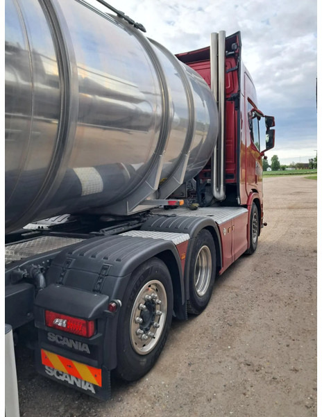 Scania R590 V8 NGS Rear steering 6x2*4. Air / Air suspension. Hydr. system - Влекач: снимка 5 Scania R590 V8 NGS Rear steering 6x2*4. Air / Air suspension. Hydr. system - Влекач: снимка 5