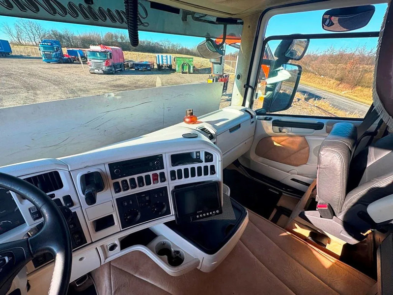 Влекач Scania R620-V8 Special Interior. hydr. system. Air / Air suspension: снимка 17