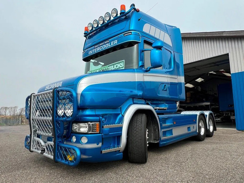 Scania T520 V8 Speciel interior. Air / Air suspension. Opticruise / Retarder .PTO on Engine and gearbox. New Hydr. system. - Влекач: снимка 3 Scania T520 V8 Speciel interior. Air / Air suspension. Opticruise / Retarder .PTO on Engine and gearbox. New Hydr. system. - Влекач: снимка 3