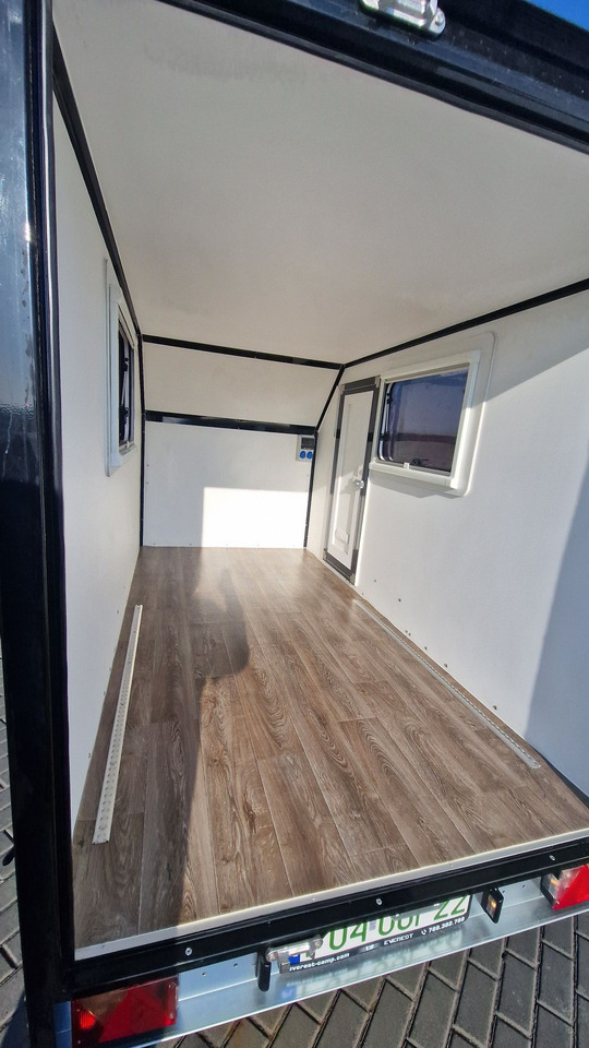 Minicamp Everest Lekki mały kemping camper DMC 600 do 1000kg NOWA - Каравана: снимка 2 Minicamp Everest Lekki mały kemping camper DMC 600 do 1000kg NOWA - Каравана: снимка 2