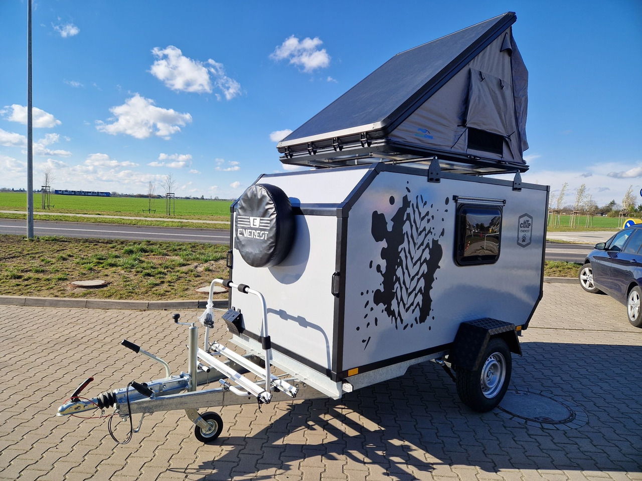 NOWA 2024r. Przyczepa Wyprawowa Turystyczna Off-ROAD Everest MT-CAMP - Каравана: снимка 1 NOWA 2024r. Przyczepa Wyprawowa Turystyczna Off-ROAD Everest MT-CAMP - Каравана: снимка 1
