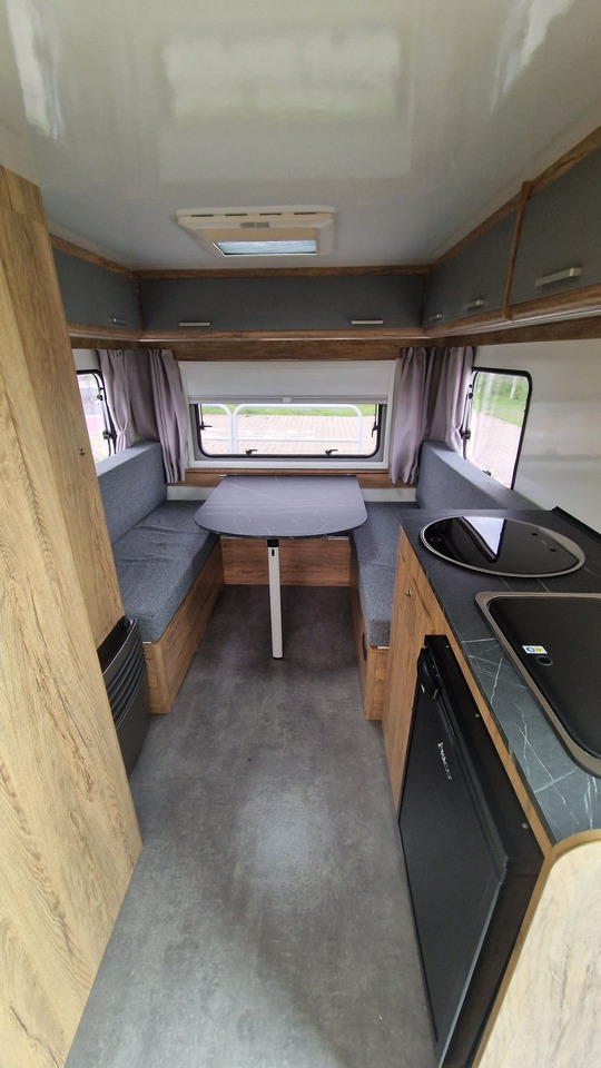 Niewiadów N-Cross N-Lazur dla 3 osób Nowa z Gwarancją - Каравана: снимка 2 Niewiadów N-Cross N-Lazur dla 3 osób Nowa z Gwarancją - Каравана: снимка 2