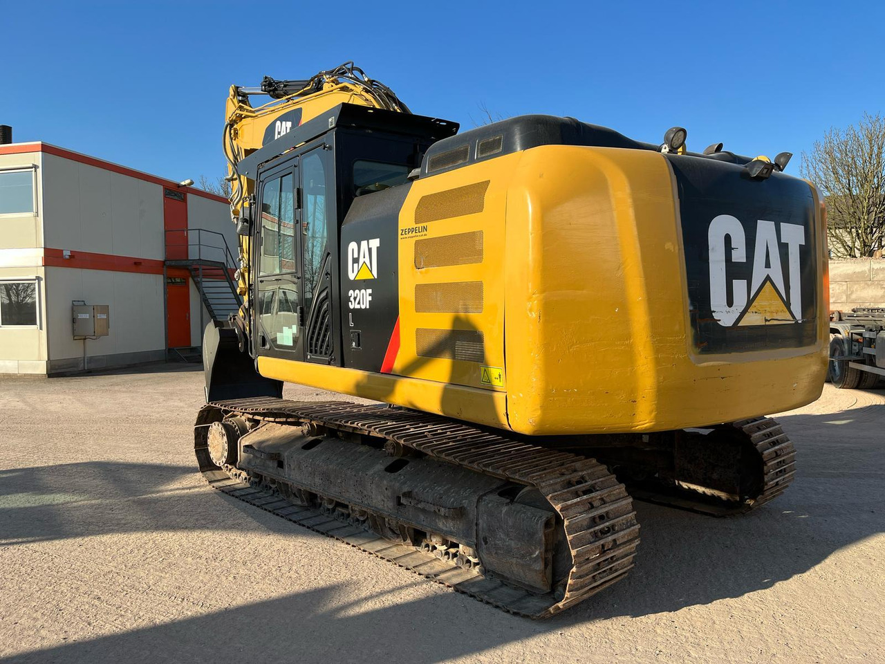 Caterpillar 320FL - Верижен багер: снимка 2 Caterpillar 320FL - Верижен багер: снимка 2