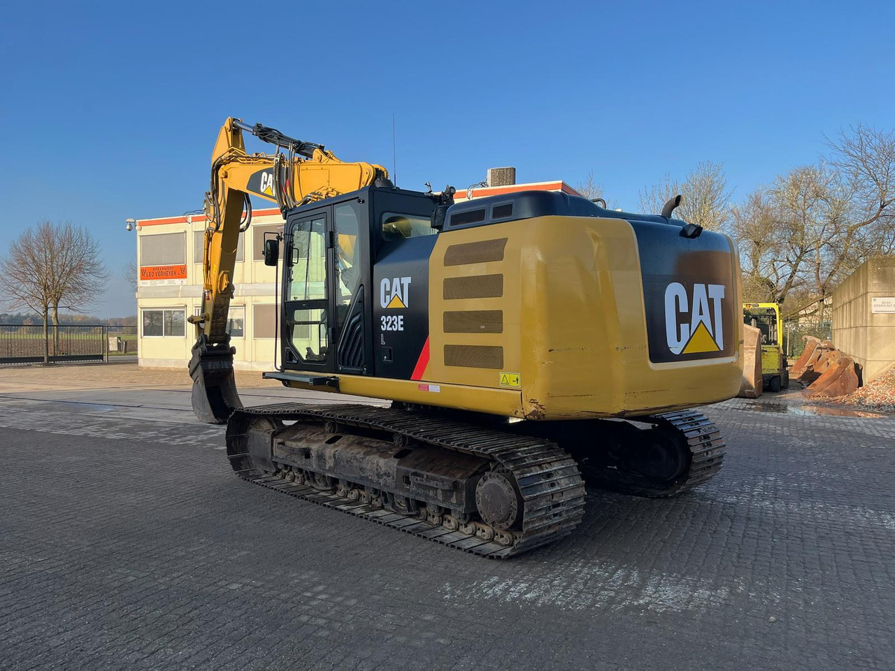 Caterpillar 323EL - Верижен багер: снимка 2 Caterpillar 323EL - Верижен багер: снимка 2