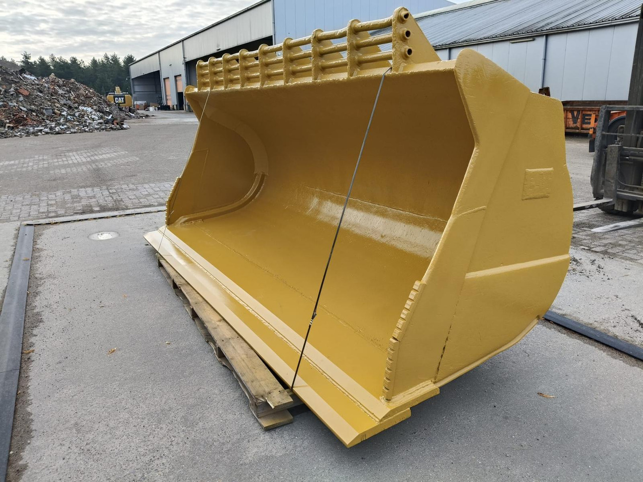 Caterpillar 980 Bucket - Кофа за товарач: снимка 1 Caterpillar 980 Bucket - Кофа за товарач: снимка 1