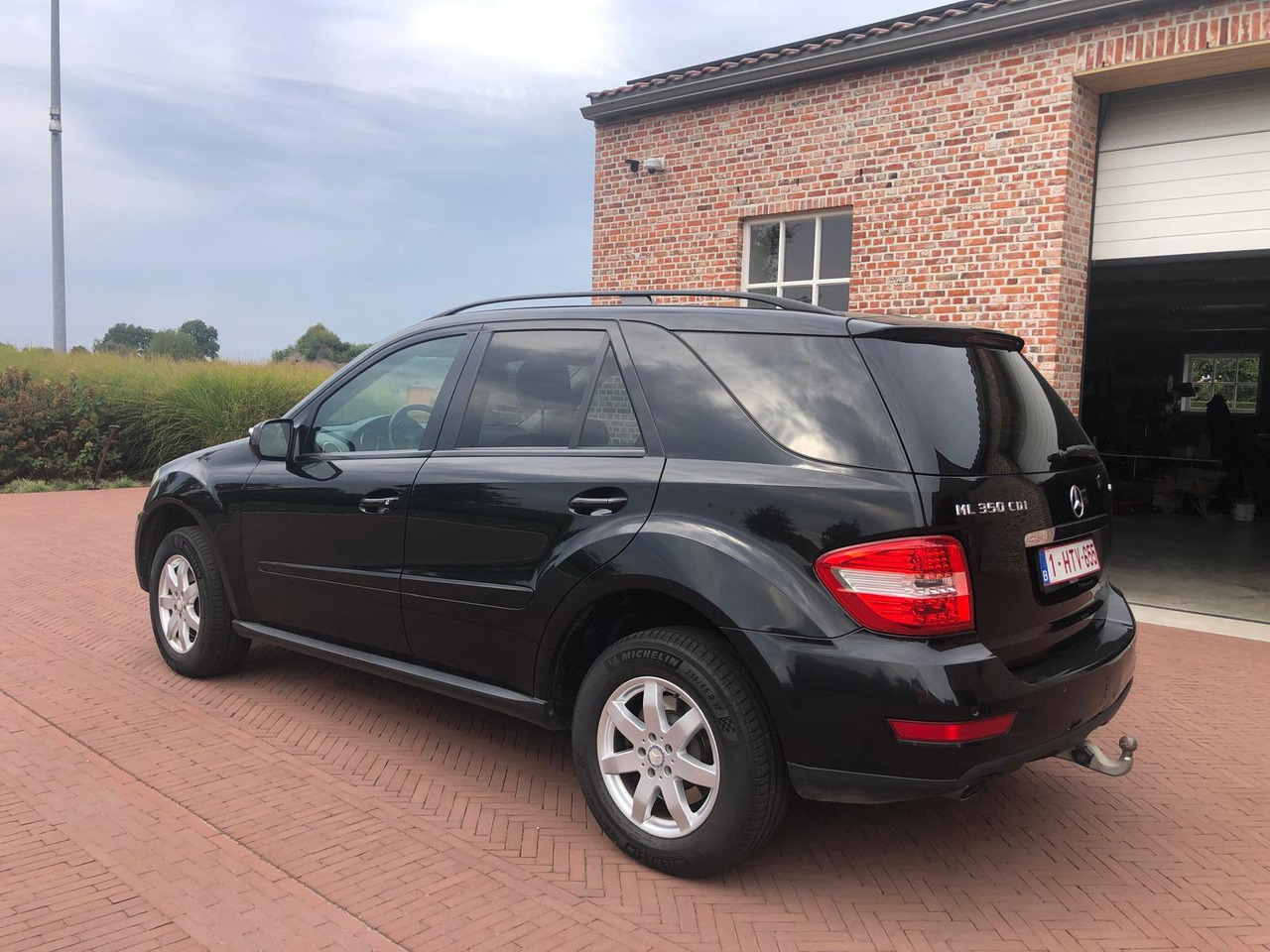 Mercedes ML 350 CDI - Лек автомобил: снимка 4 Mercedes ML 350 CDI - Лек автомобил: снимка 4