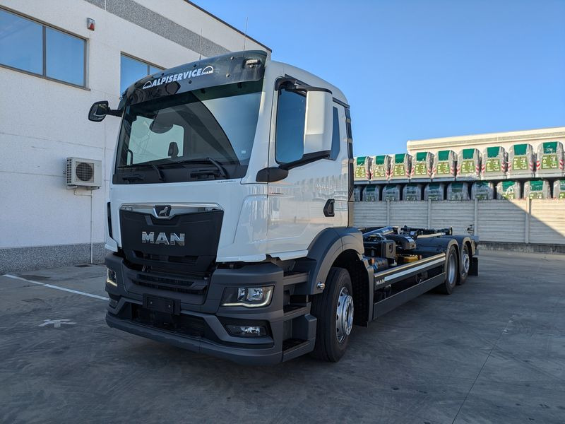MOTRICE MAN 6x2 CON GANCIO SCARRABILE MAN TGS 26.480 6x2-4 BL CH - Мултилифт с кука камион: снимка 1 MOTRICE MAN 6x2 CON GANCIO SCARRABILE MAN TGS 26.480 6x2-4 BL CH - Мултилифт с кука камион: снимка 1