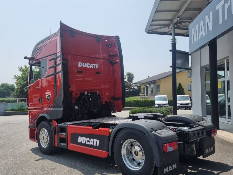 TRATTORE STRADALE MAN TGX 520hp DUCATI EDITION TGX 18.520 4x2 LL SA - Влекач: снимка 3 TRATTORE STRADALE MAN TGX 520hp DUCATI EDITION TGX 18.520 4x2 LL SA - Влекач: снимка 3