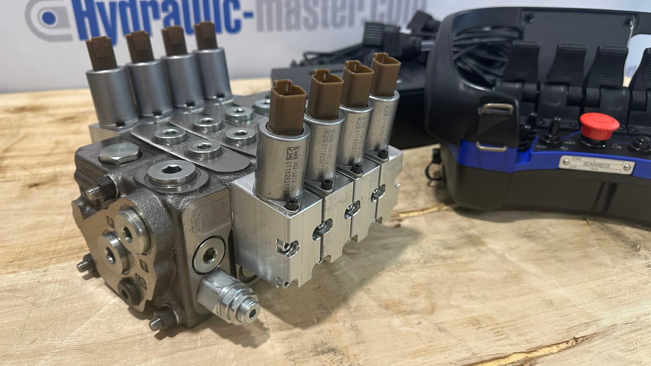 Лизинг на Set Scanreco G2B with  Walvoil DPX050 Husqvarna, Toro, Stihl Set Scanreco G2B with  Walvoil DPX050 Husqvarna, Toro, Stihl: снимка 8