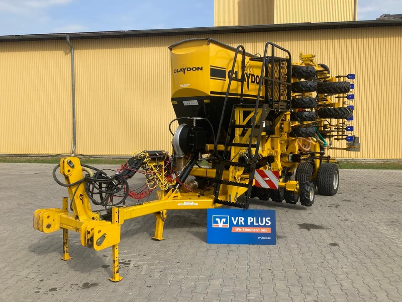CLAYDON HYBRID T 6 VIEL ZUBEHÖR - Прецизна сеялка: снимка 1 CLAYDON HYBRID T 6 VIEL ZUBEHÖR - Прецизна сеялка: снимка 1