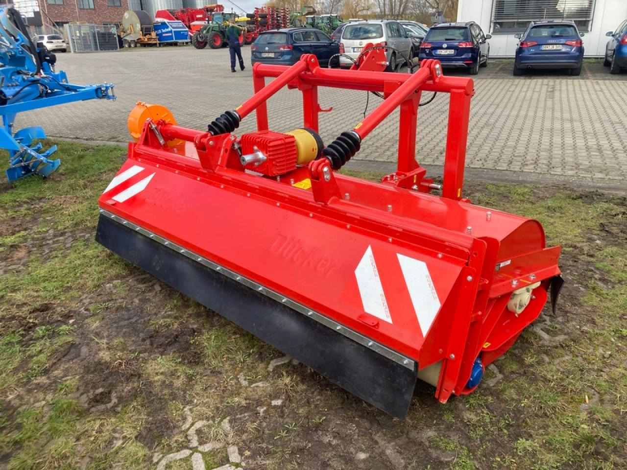 Dücker UM 27AKTION - Косачка-шредер: снимка 2 Dücker UM 27AKTION - Косачка-шредер: снимка 2