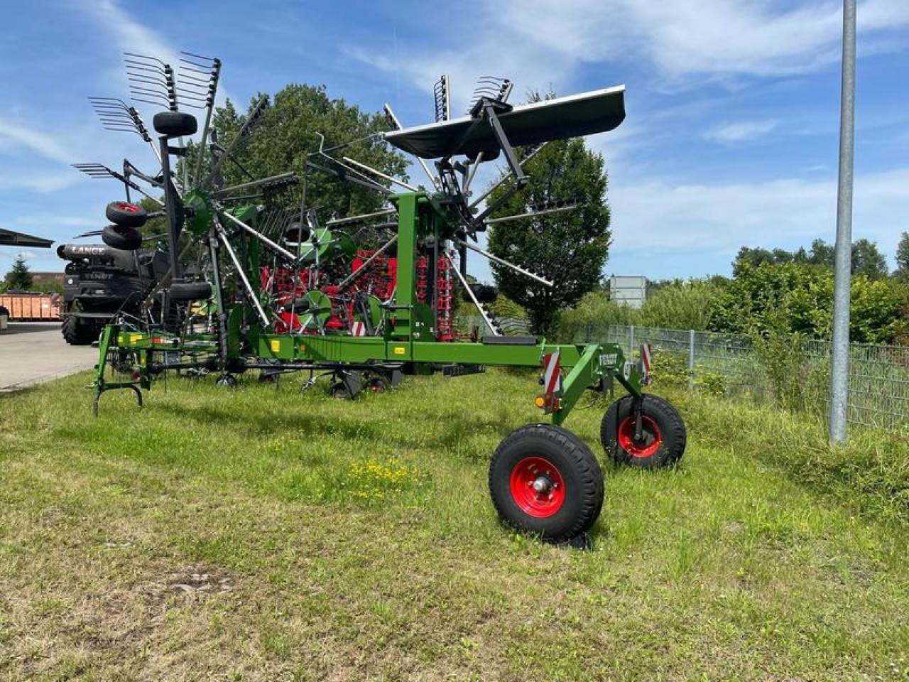 Fendt FORMER 1603 AKTION - Гребло/ Сенообръщачка: снимка 2 Fendt FORMER 1603 AKTION - Гребло/ Сенообръщачка: снимка 2