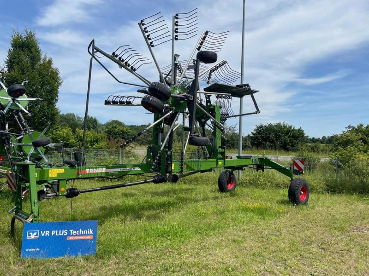 Fendt FORMER 1603 AKTION - Гребло/ Сенообръщачка: снимка 1 Fendt FORMER 1603 AKTION - Гребло/ Сенообръщачка: снимка 1