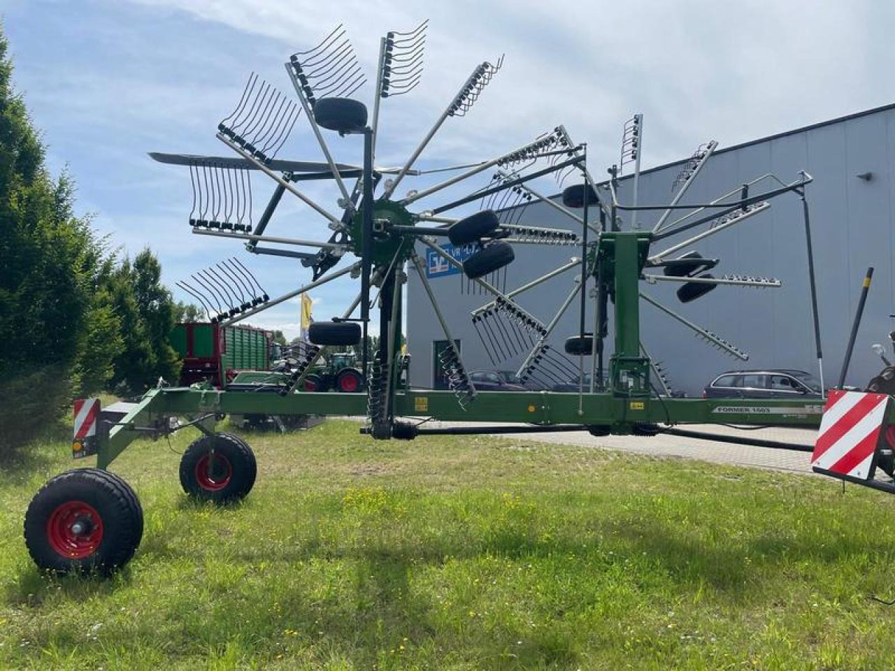 Fendt FORMER 1603 AKTION - Гребло/ Сенообръщачка: снимка 4 Fendt FORMER 1603 AKTION - Гребло/ Сенообръщачка: снимка 4