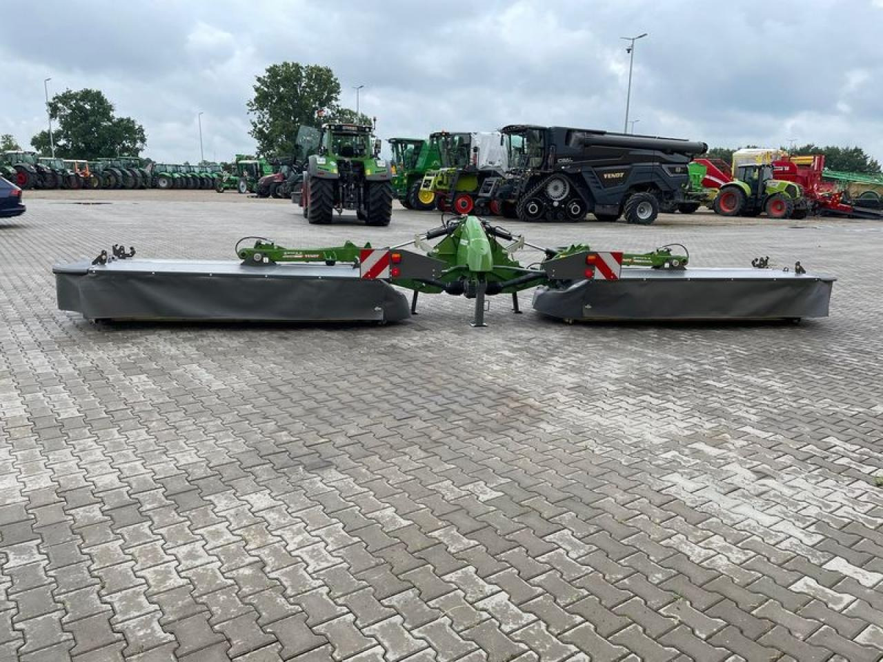 Fendt SLICER 860 HECKMÄHWERK - Косачка: снимка 2 Fendt SLICER 860 HECKMÄHWERK - Косачка: снимка 2