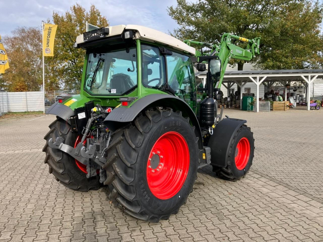Fendt VARIO 211 - Трактор: снимка 4 Fendt VARIO 211 - Трактор: снимка 4