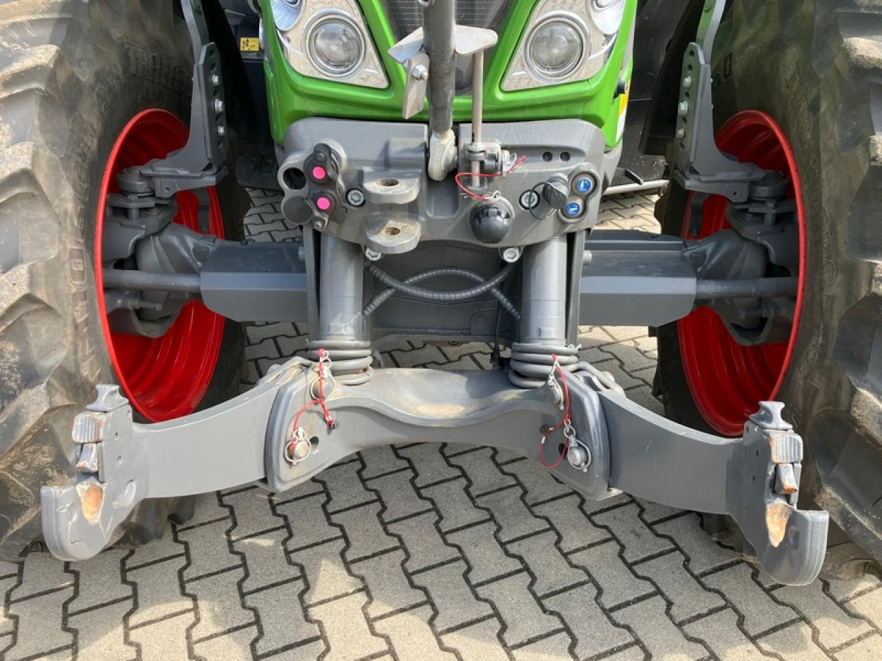 Fendt VARIO 724 GEN 6 PROFI PLUS SET 2 - Трактор: снимка 5 Fendt VARIO 724 GEN 6 PROFI PLUS SET 2 - Трактор: снимка 5