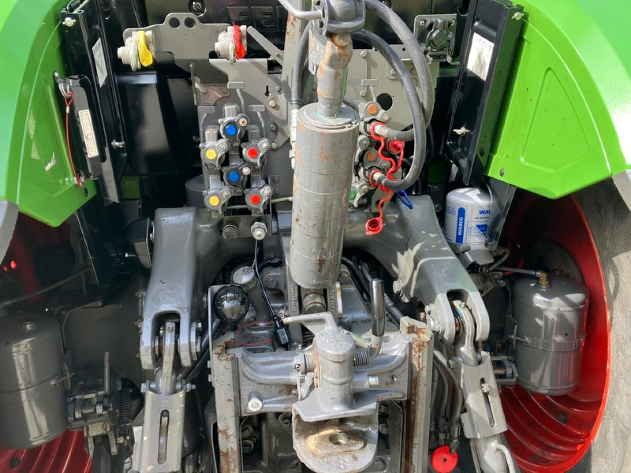 Трактор Fendt VARIO 724 PROFIPLUS RTK: снимка 6 Трактор Fendt VARIO 724 PROFIPLUS RTK: снимка 6