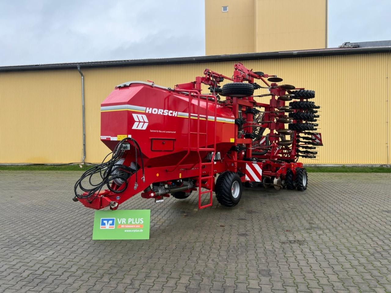Horsch FOCUS 6 TD - Сеялка: снимка 1 Horsch FOCUS 6 TD - Сеялка: снимка 1