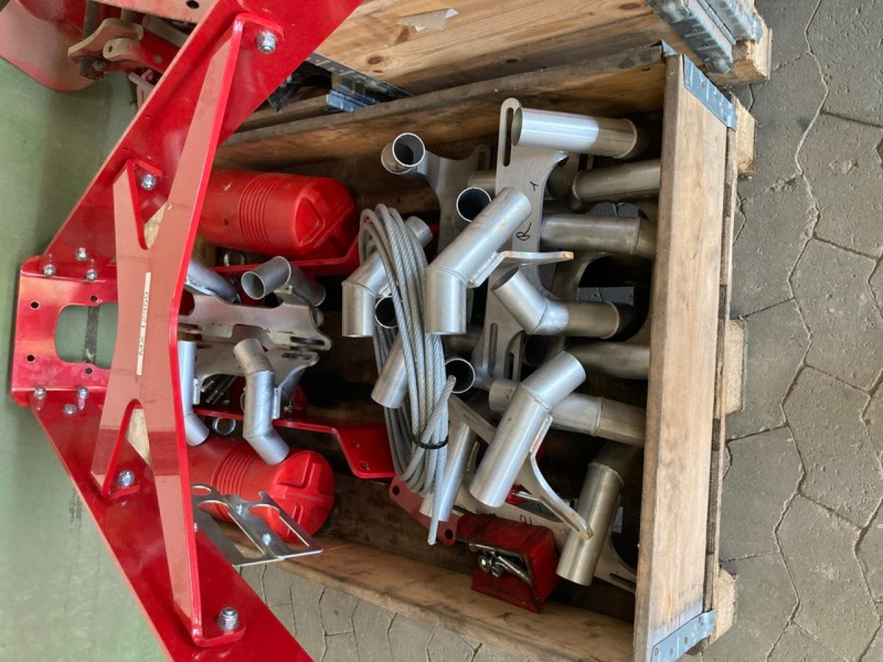 Horsch GÜLLEAUFBAU FÜR HORSCH JOKER 6CT - Машина за обработка на почвата: снимка 4 Horsch GÜLLEAUFBAU FÜR HORSCH JOKER 6CT - Машина за обработка на почвата: снимка 4