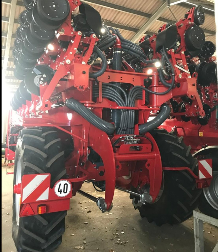 Horsch MAESTRO 12SX AUTOFORCE - Прецизна сеялка: снимка 3 Horsch MAESTRO 12SX AUTOFORCE - Прецизна сеялка: снимка 3